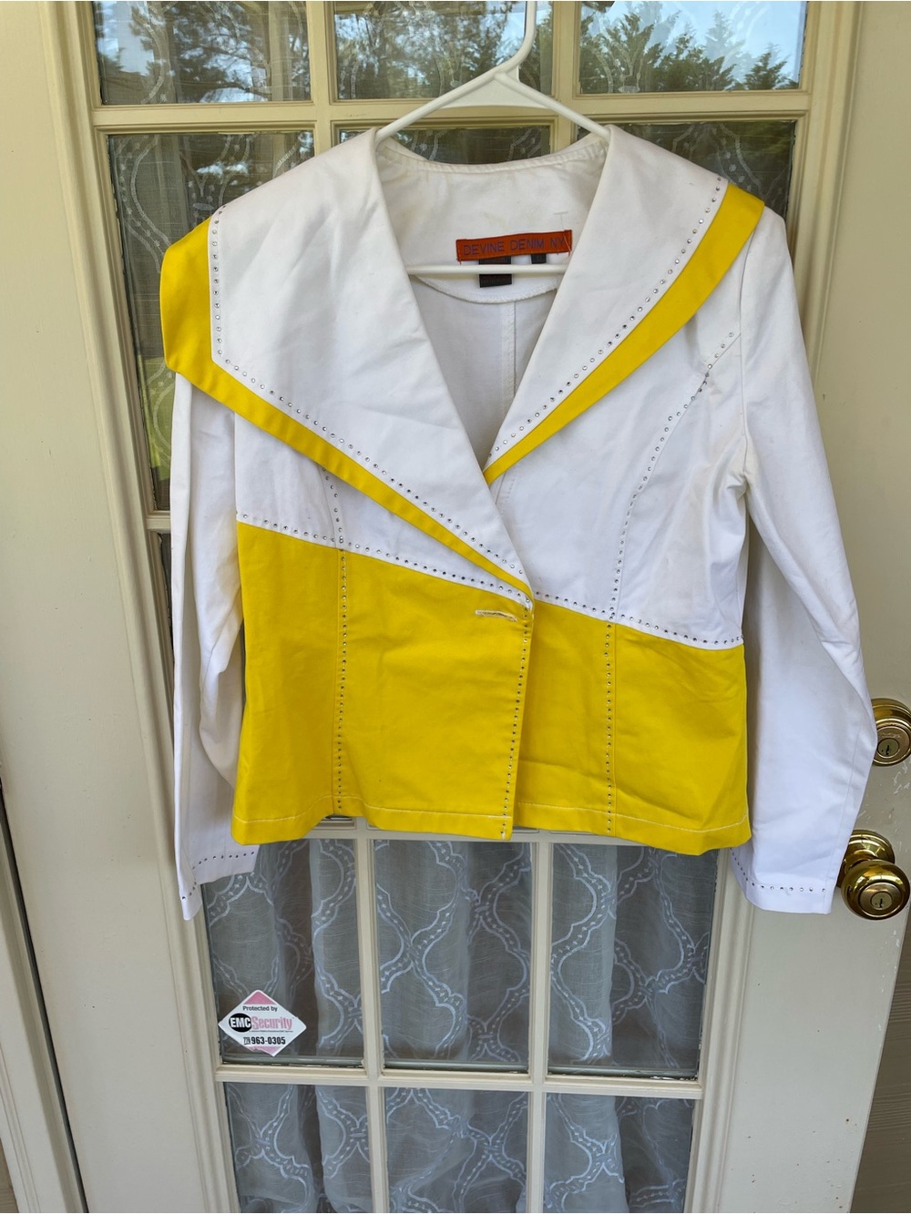 Devine Denim NY White Yellow Rhinestone Jacket Skirt Suit Set Women’s Size 12